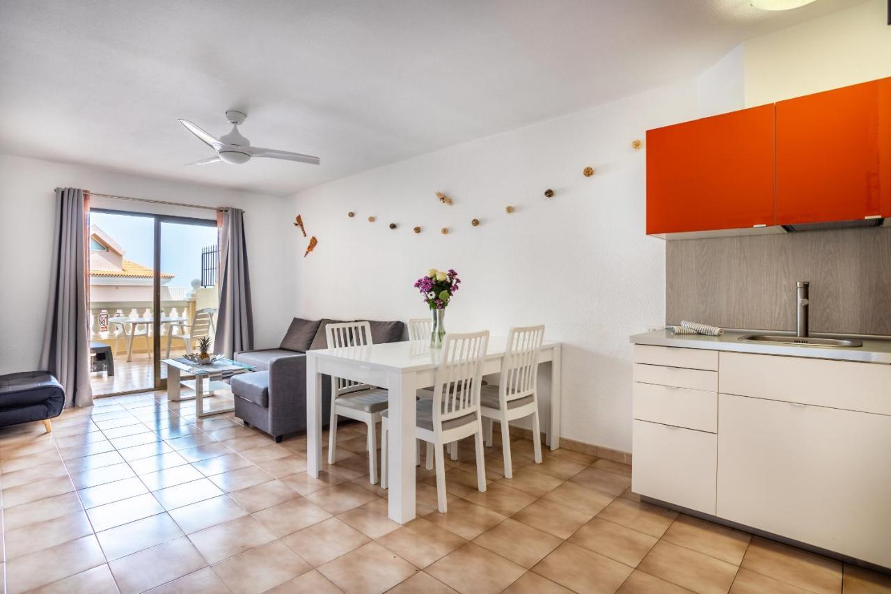 Castle Harbour Phoebe'S Flat Los Cristianos By Lovetenerife المظهر الخارجي الصورة